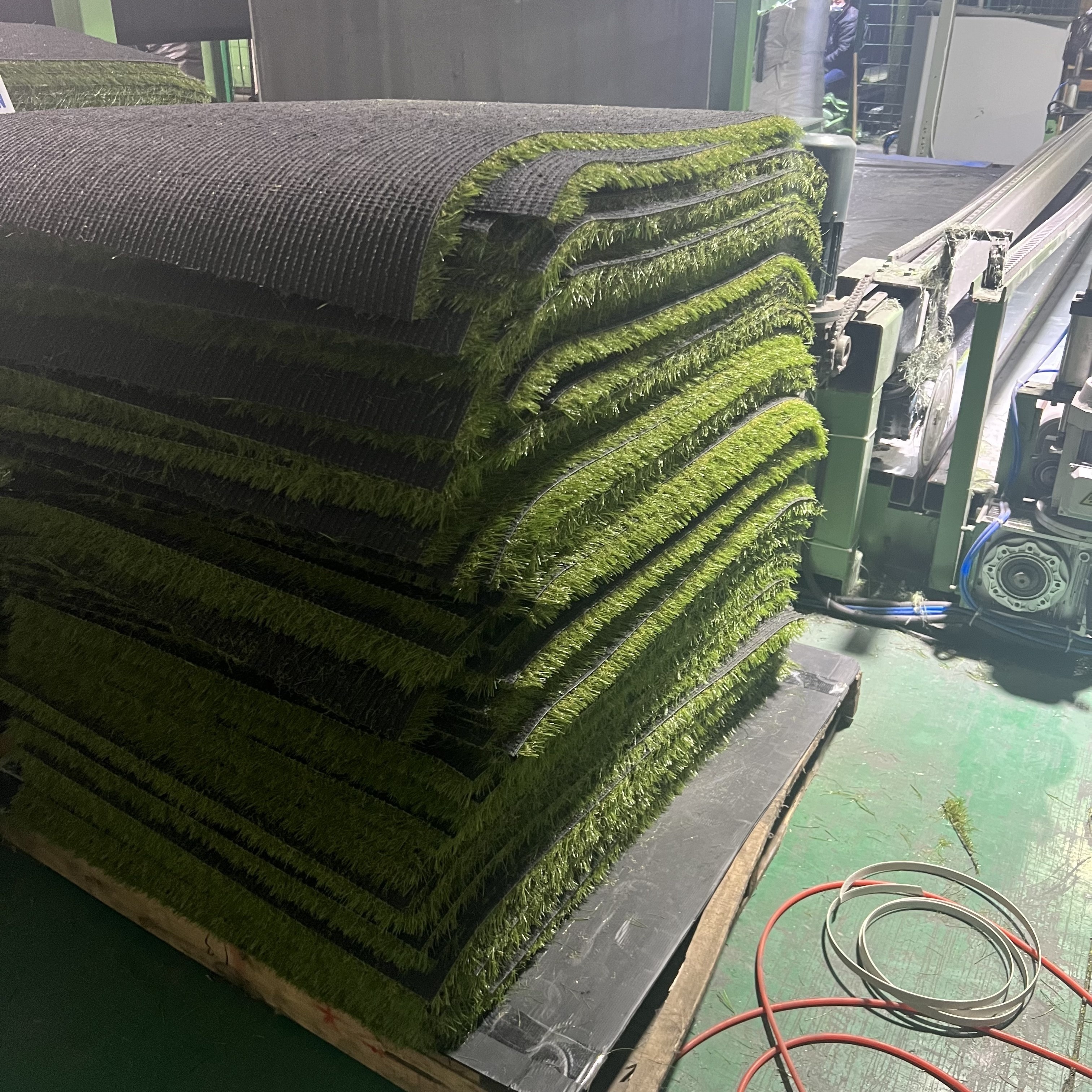 HANWEI Artificial Grass Carpet 60mm Pile Height Wholesale Price for Soccer Fields and Tennis for Garden Landscaping