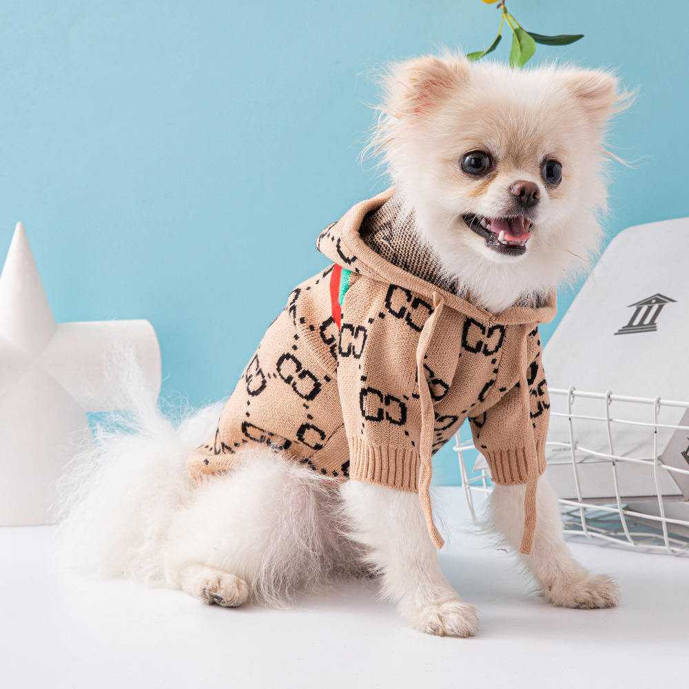 Customized New Designer luxury Dog Hooded Sweater Luxury Winter Clothes Wholesale Pet Clothing Manufacturer CH3056