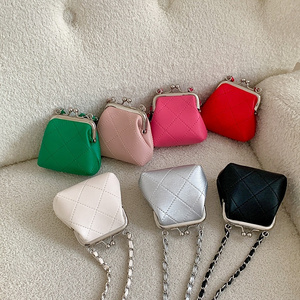 New Hot Sale Green Mini Rhombus Snap Clip Bag  Neon Color Chain PU Small Bag Girls Metal Open Messenger Bag