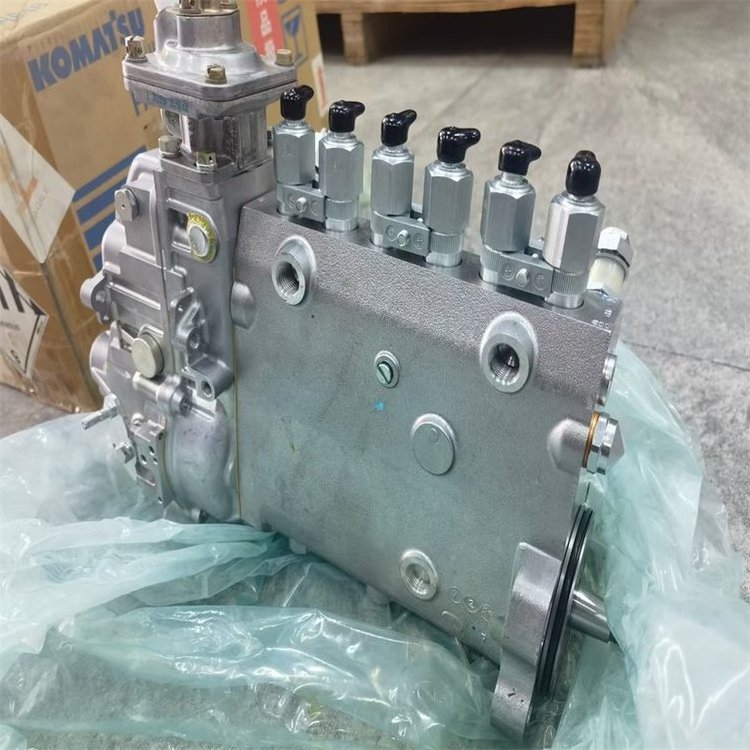 Supply Engine Parts fuel injection pumps Excavator PC200-7 Fuel Pump 6738-71-1110