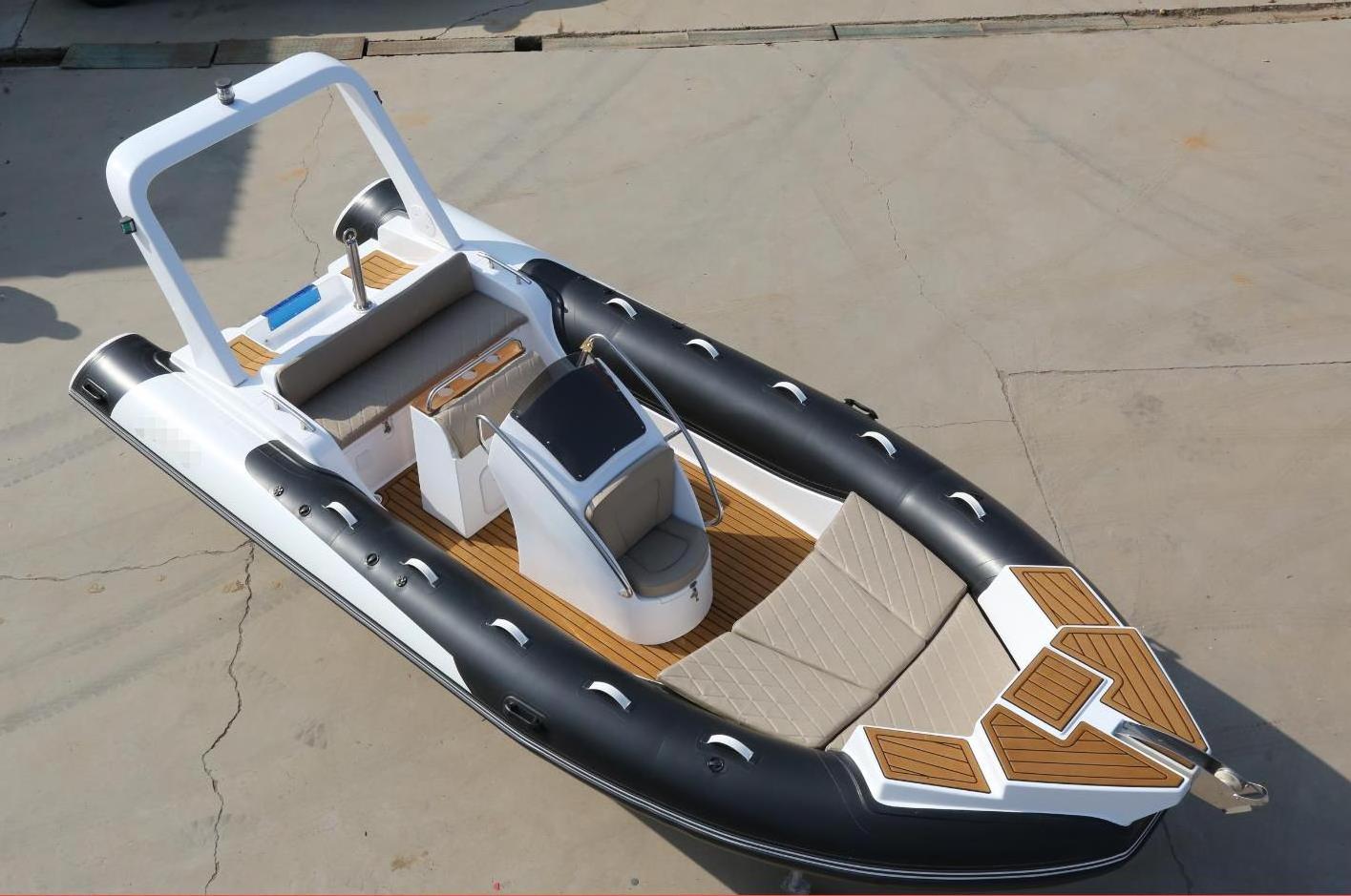 Qingdao Haohai Pontoon Raft Jet Sailing  Bateau Center Console orca Pvc inflatable Rib Boat For Entertainment