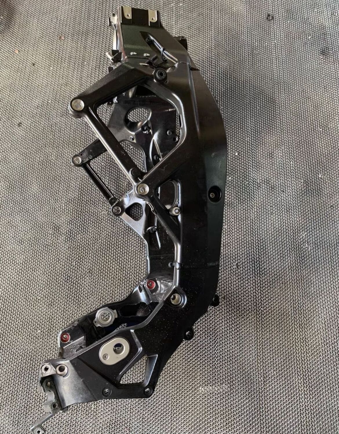 Various second-hand high displacement motorcycle frames,  S1000RR, Ducati V4, Kawasaki ZX-1OR motorcycle frames