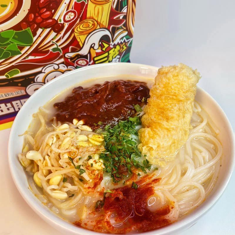 Chinese Supplier Delicious Healthy Tasty Bone Soup Hot and Sour Dried Instant Rice Noodles