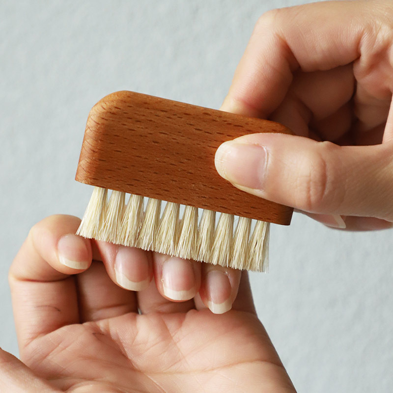 Eco-Friendly Manicure Pedicure Scrubber Tool Natural Beech Wood Boar Bristle Mini Toe & Finger Nail Brush