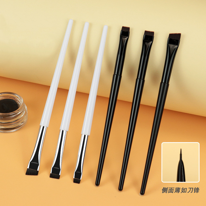 Hot Popular Makeup Brush Tools High-end Ultra Fine Thin Flat Angled Flat Eye Brushes Flat Eyeliner Brush With Private Label