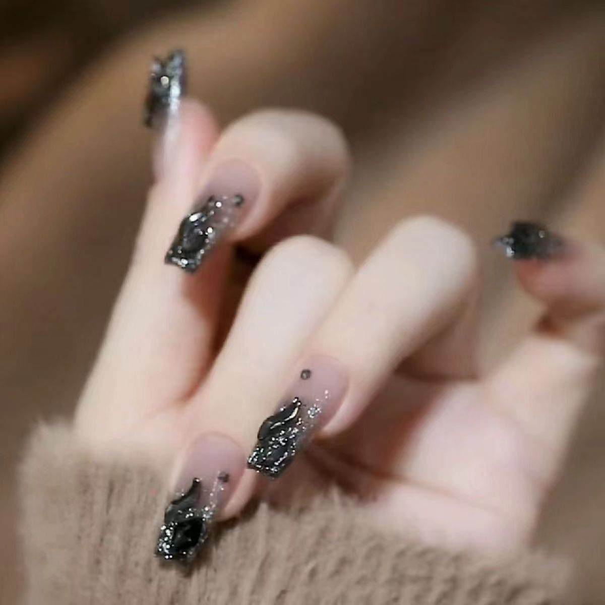 New style advanced black hand-made reusable press-on nails for women