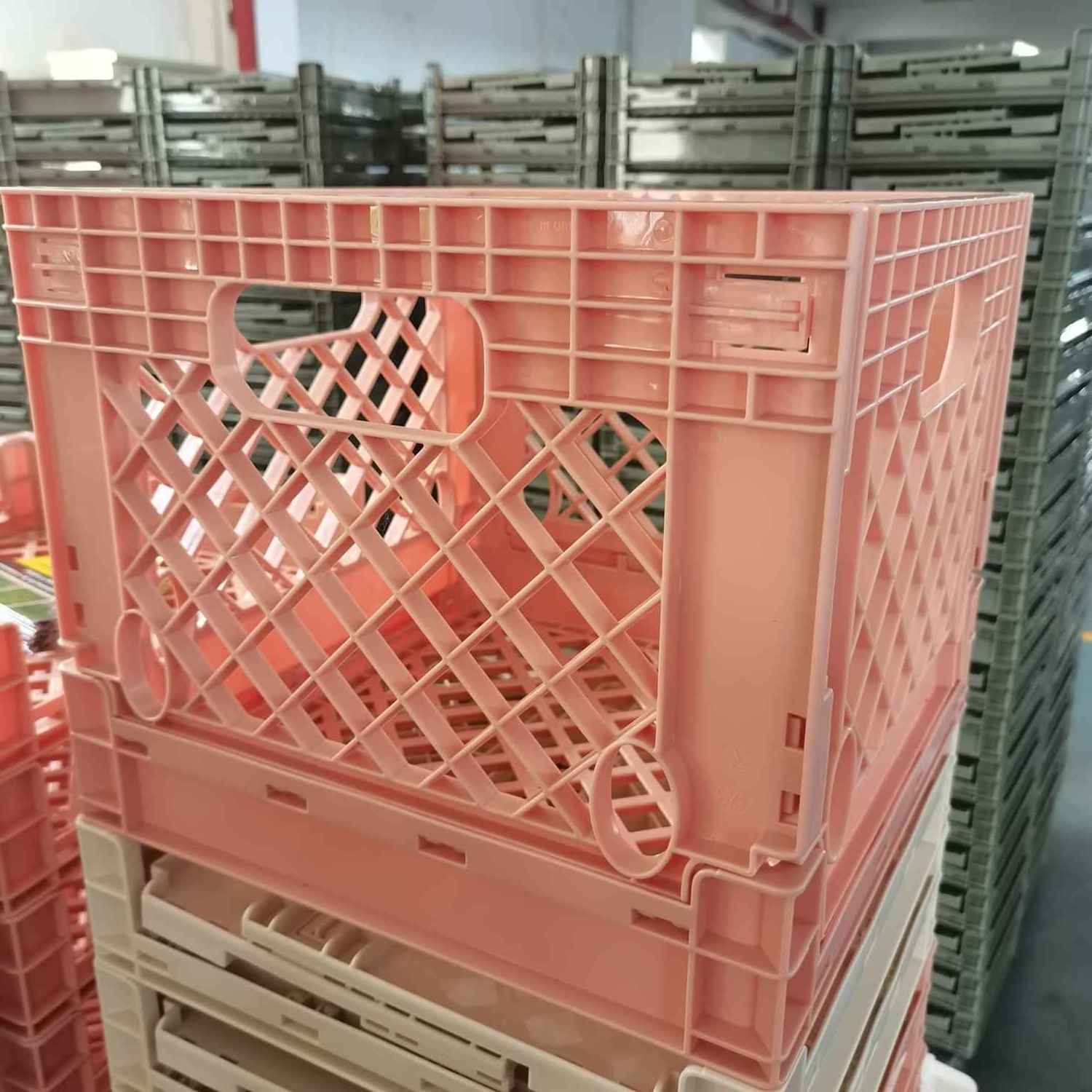 13 Inches Folding Crate Milk Crate Design plastic Stackable Crate Pink