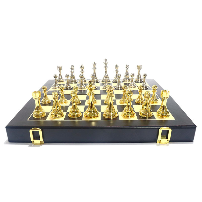 Wholesale Luxury Premium Metal Chess Set Personalized VIP Chess Pieces and Folded Metal Boards for Children's Games