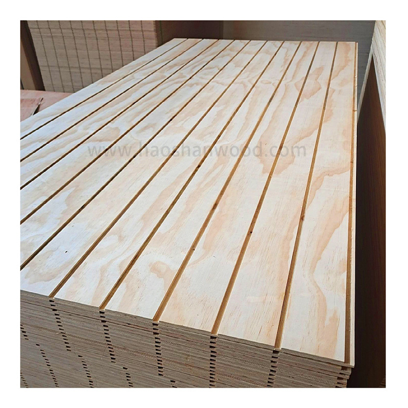 Pine plywood with slot or groove in U W V T1-11 Terciado ranurado para Chile