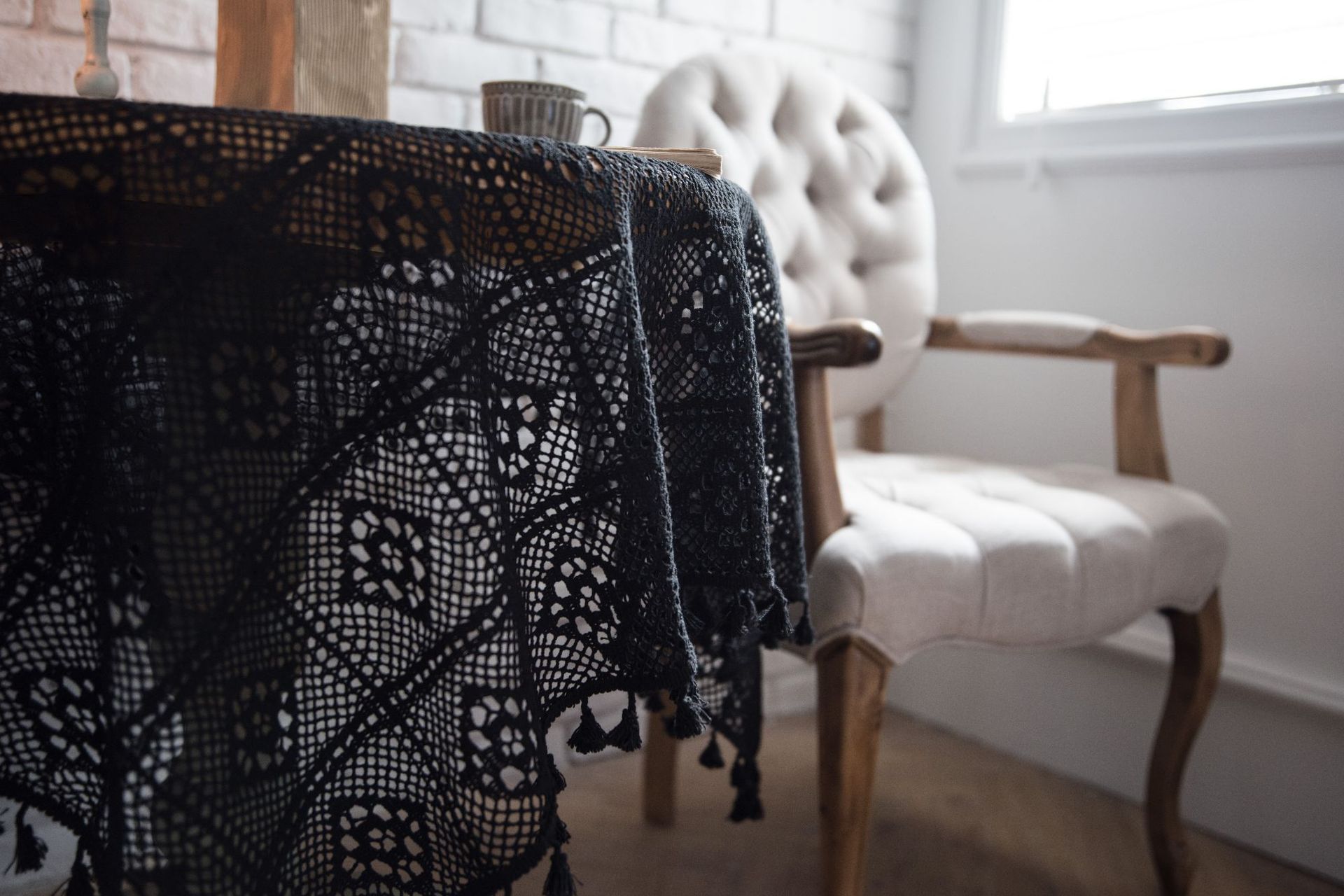 Handmade Decorative Round Macrame Lace Tablecloth Cover Cotton Thread Crochet Diamond Tablecloth