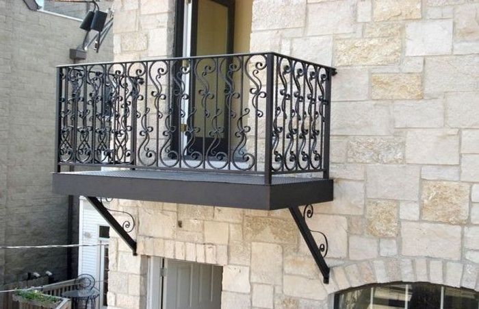 French Wrought Iron Balcony Railing With Galvanized Steel And Aluminum Material