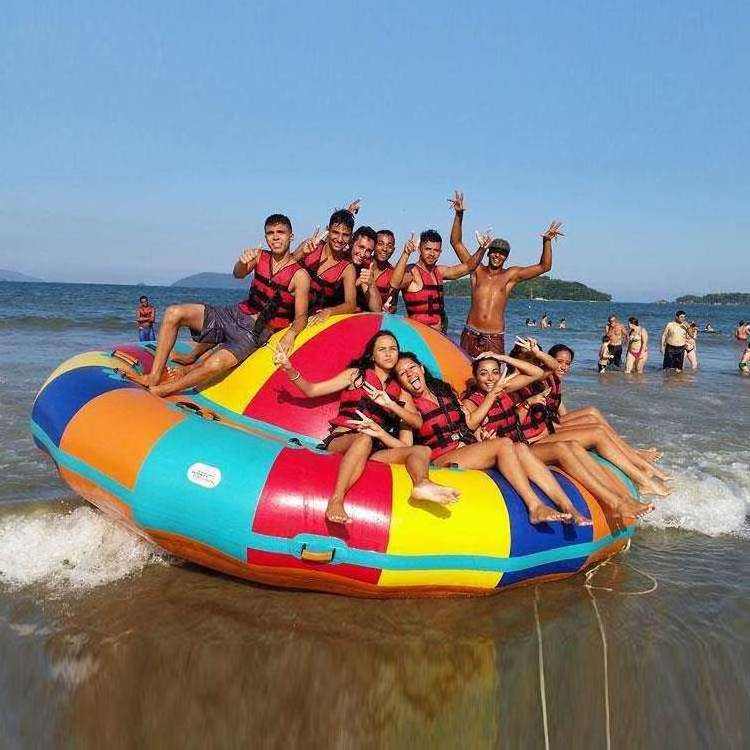 Factory Cheap Twister Inflatable Floating Spinner Octopus Crazy Inflatable Banana Boat Spinning Towable Boat On Sea Lake