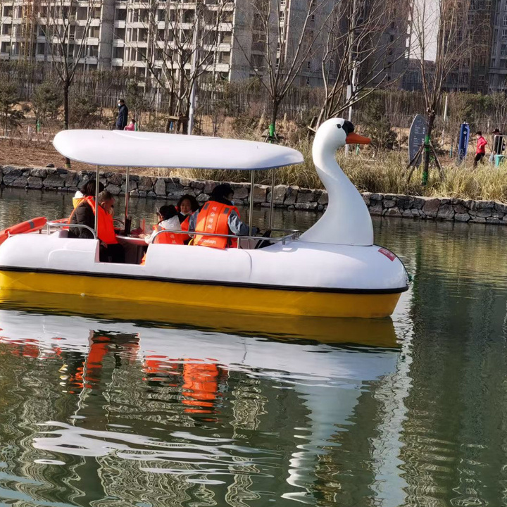 Fiberglass 4 Person Boats Self-Draining Electric Swan Dolphin Duck Pedal Boat