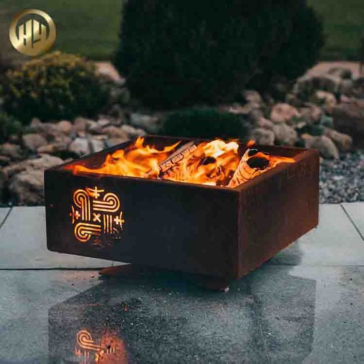 Metal Rusty Welding Wood Burning Warming Heater Fire Pit Table