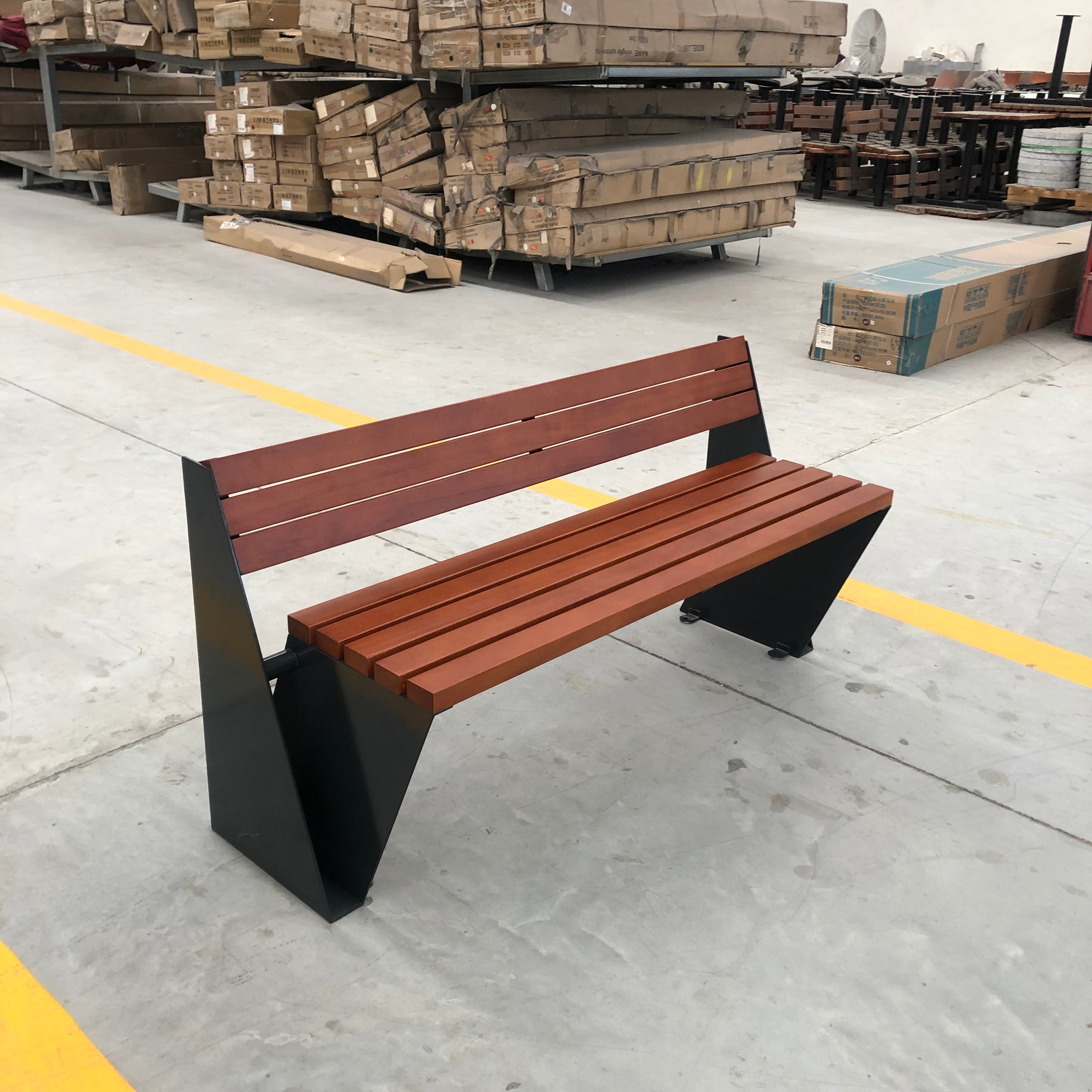 2024 Latest Product Used Park Benches For Sale Outdoor Furniture Lounge Chair Used Wooden Bench