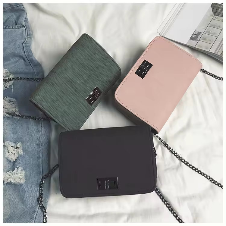 HOT Selling Fashion 2024 Plain Small Square Bag Cloth Pattern Women's Bag One Chain Shoulder Crossbody Flap Mini Bag with Lock