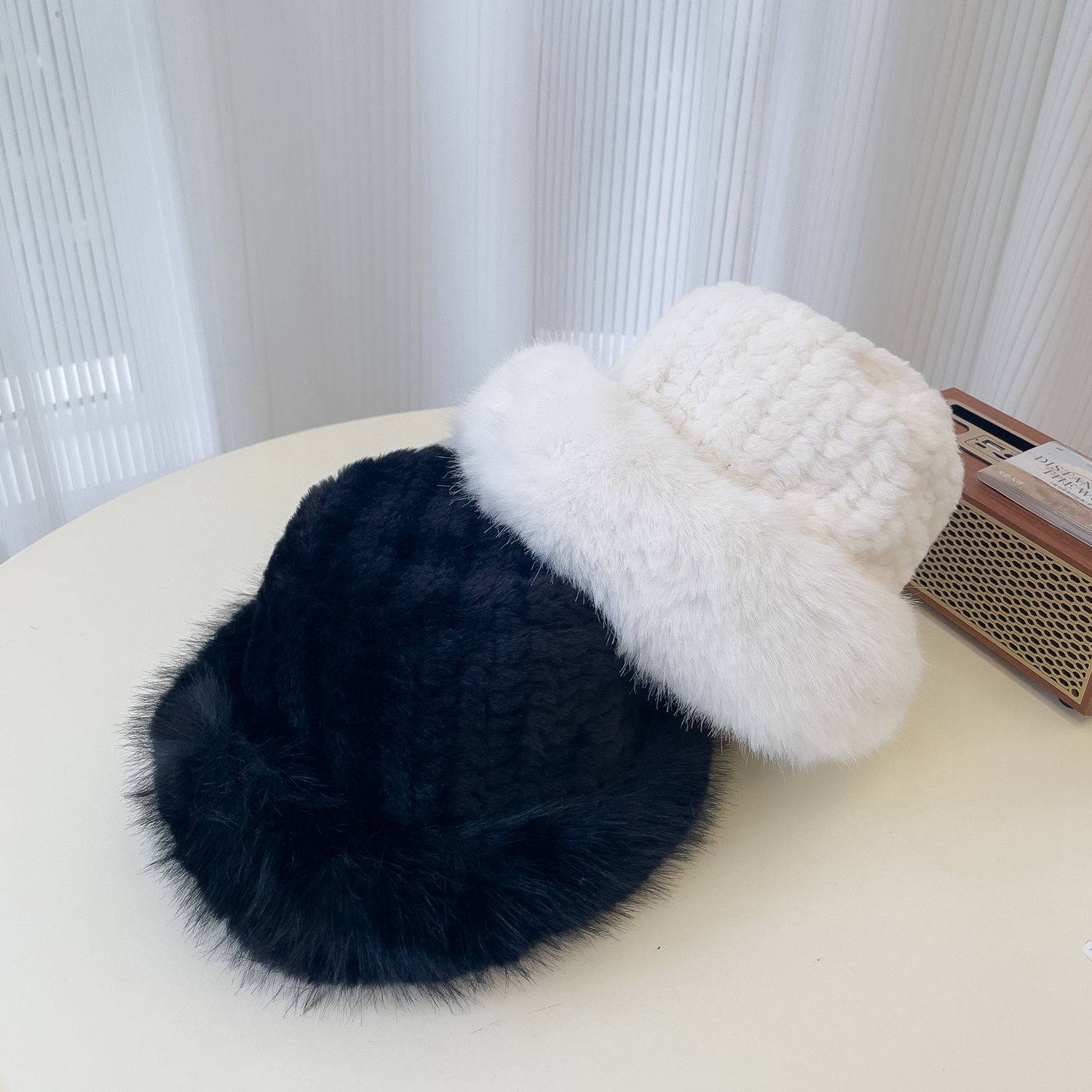 Casual Womens Wide Brim Winter Fleece Faux Fluffy Hat Head Warmer Plush Fur Bucket Hats Winter Hats