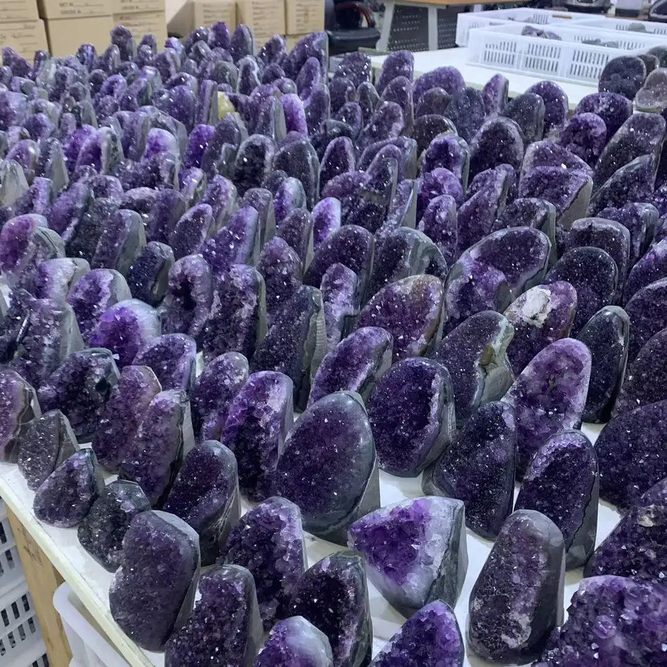 Top Quality Natural Amethyst Crystal Clusters Geode Healing Crystals Crystals Healing Stones Birthday Gift For Decoration