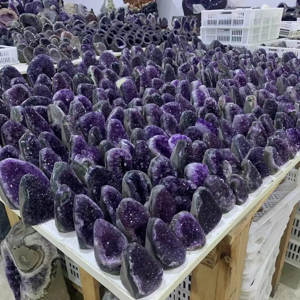 Top Quality Natural Amethyst Crystal Clusters Geode Healing Crystals Crystals Healing Stones Birthday Gift For Decoration