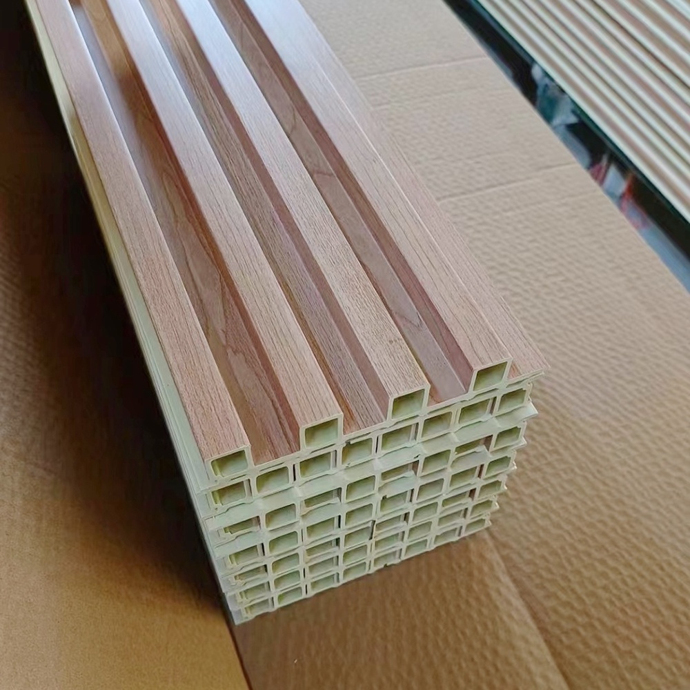 Factory Direct Sale Natural Antisepsis Wpc Wall Boards Grating Ceiling Board Decorative Wall Panels Wood