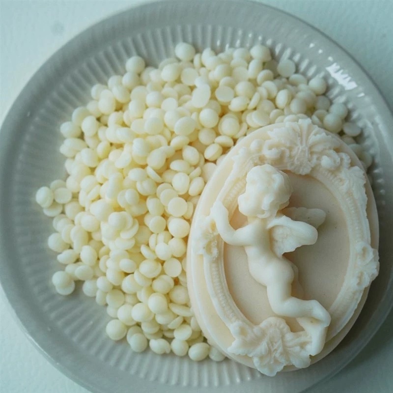 Wholesale natural bee wax bulk white pellets beeswax scented candles