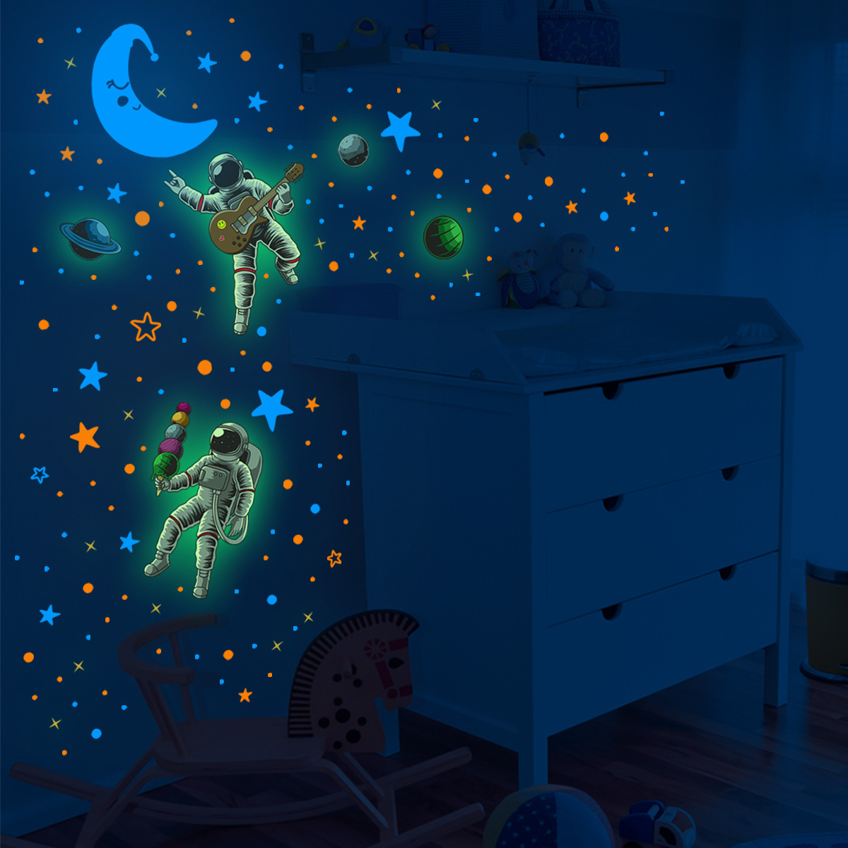 Wholesale Creative Planet Astronaut Star Boys Kids Room Glow in the Dark Decorative Wall Sticker