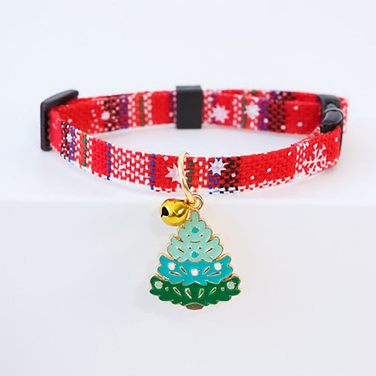 Wholesale Pet Dog Cat Collar Cute Buckle Adjustable Christmas Charms Small Pet Dog Cat Collar with Bell