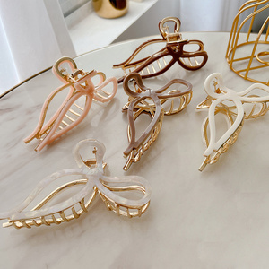 Wholesale Hot Sale 11.5cm Butterfly Alloy Hair Clips Temperament Large Hollow Out Metal Hair Claw Clips For Women