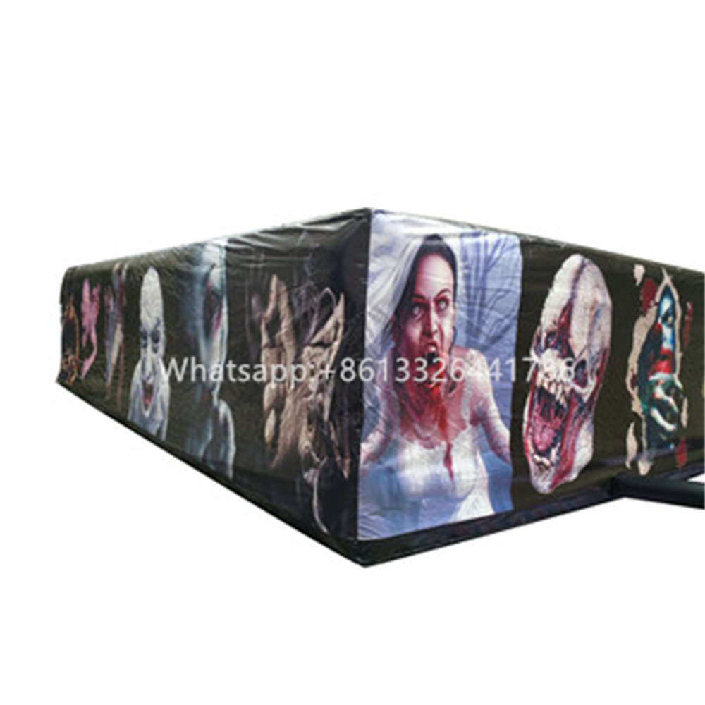 PVC Halloween Zombie inflatable haunted house maze