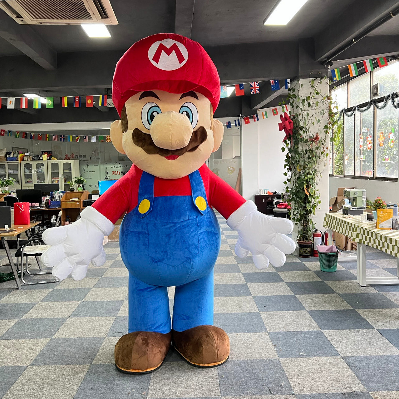 Cartoon Character Super Mario Inflatable Mascot Costume Plush Polyfoam for Adults for Parties Festivals Embroidered Helmet Logo