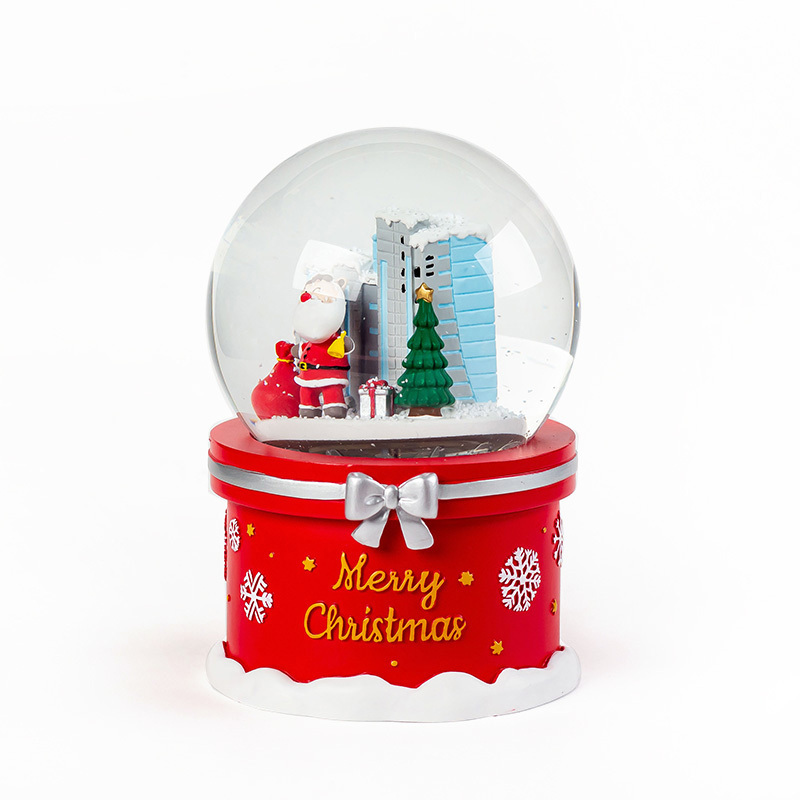 Hand-Crafted Custom Christmas Deer Decoration Resin Base Glass Snow Globe Model Animal Decor for Holiday Gifts