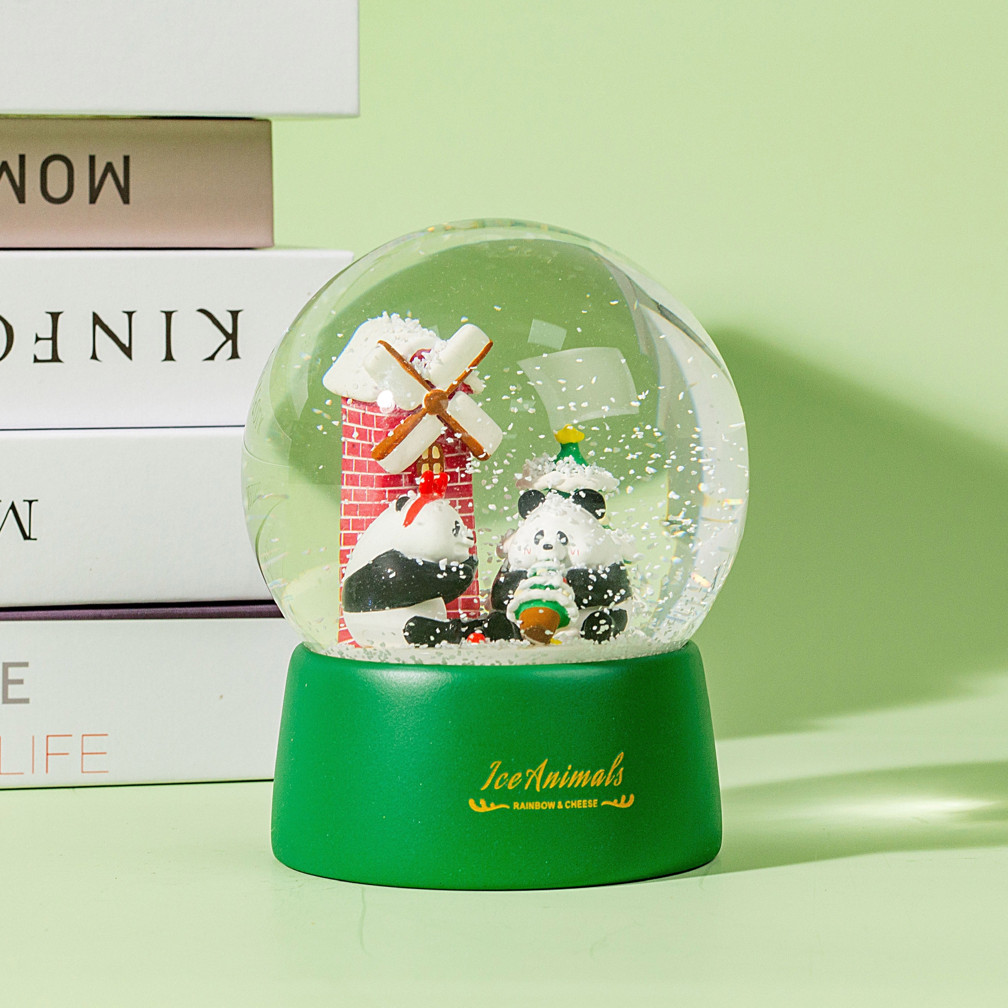 New product windmill panda snow globe Christmas snow globe cute creative Christmas gift indoor desktop decoration snow globe