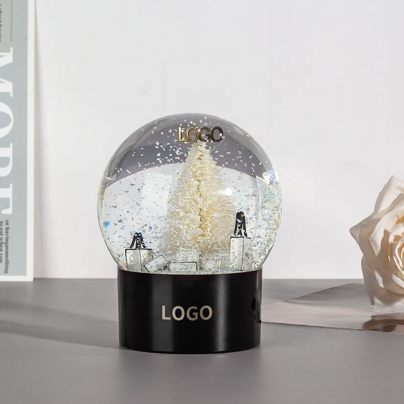 Custom Christmas Snow Ball Souvenirs ABS Plastic Resin Base Christmas Tree Decoration Acrylic Crystal Ball Art Theme Snow Globe