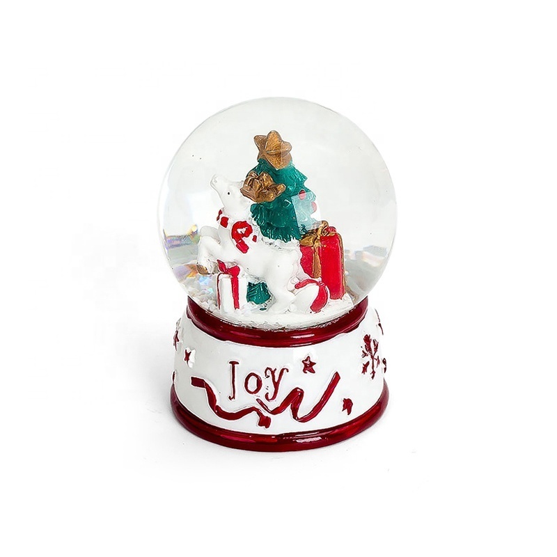 Hand-Crafted Custom Christmas Deer Decoration Resin Base Glass Snow Globe Model Animal Decor for Holiday Gifts