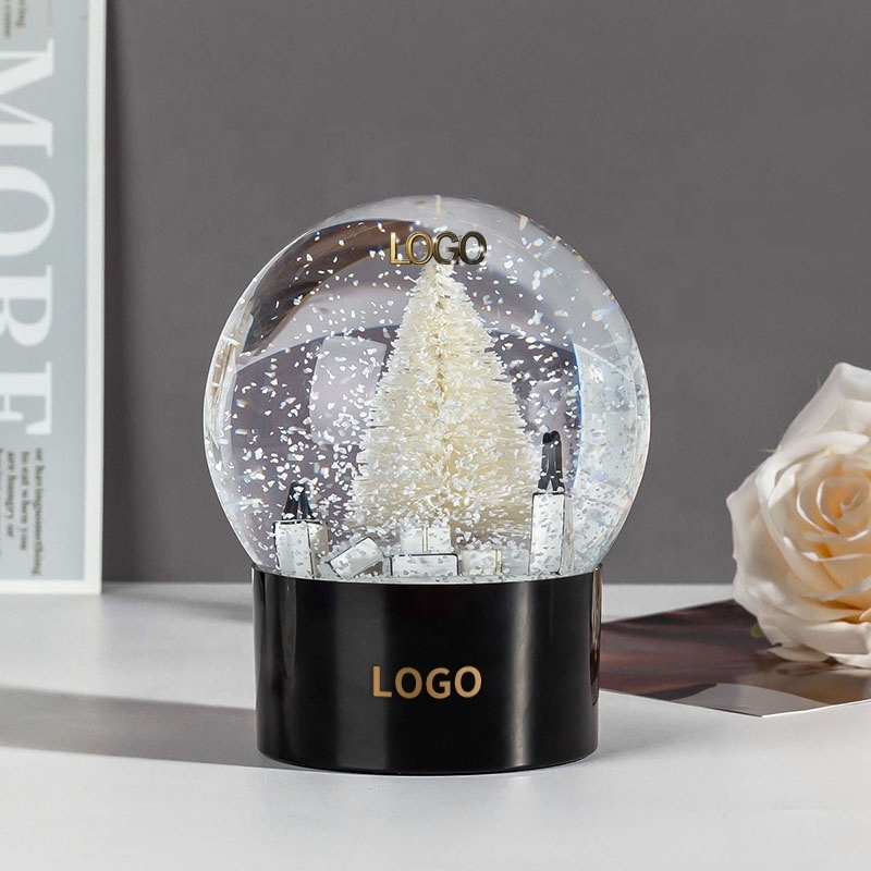 Custom Christmas Snow Ball Souvenirs ABS Plastic Resin Base Christmas Tree Decoration Acrylic Crystal Ball Art Theme Snow Globe