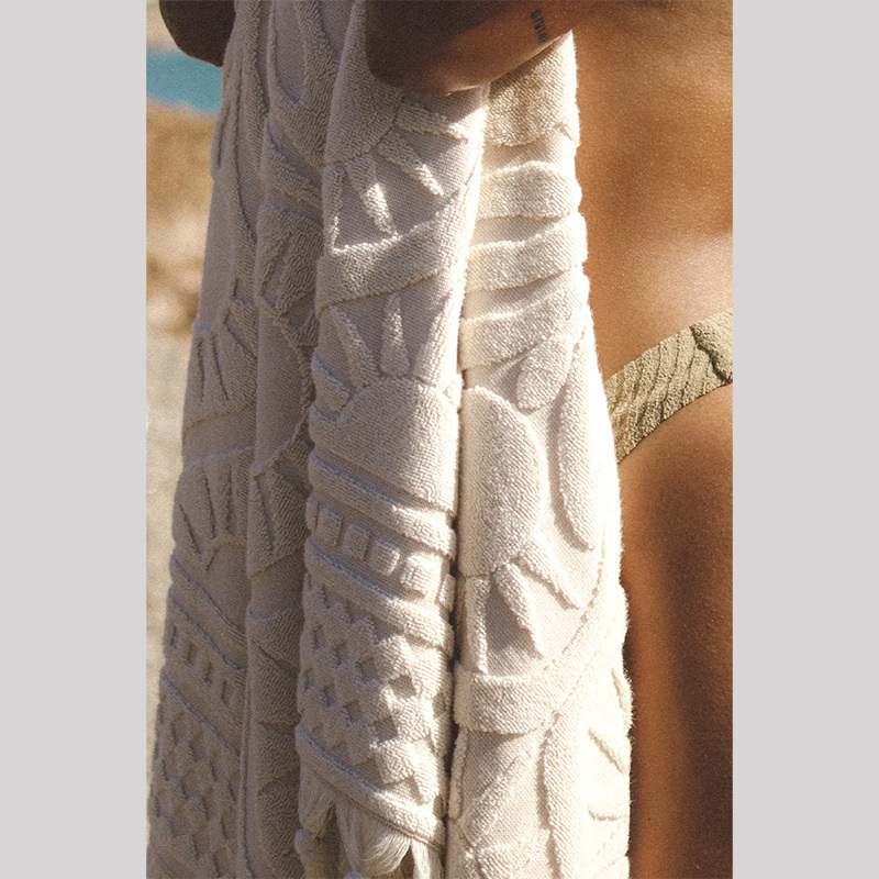 100%Cotton Luxury Hotel Plain Towel Customized Beach Towels