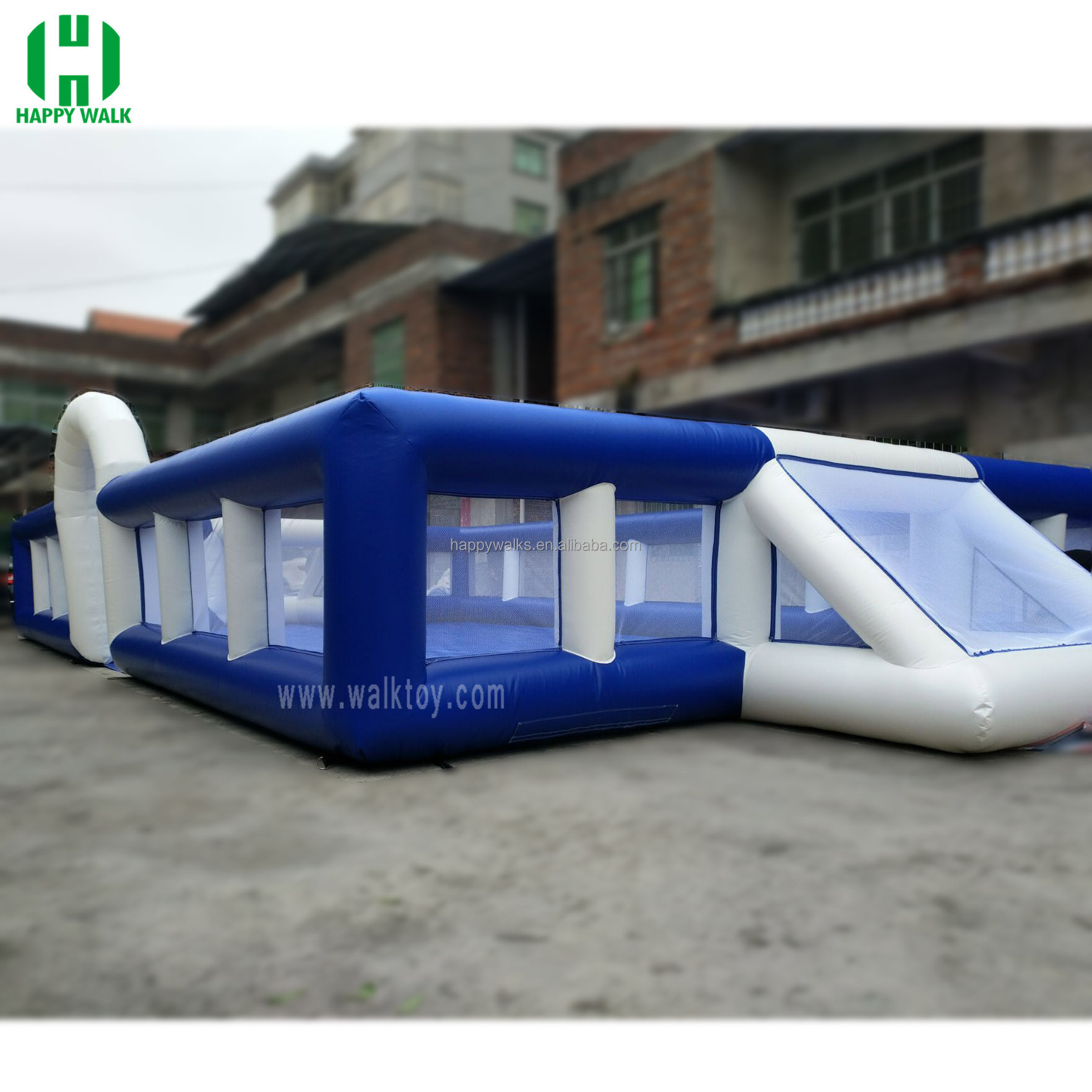 Inflatable soccer field Moving soccer balls into fences Children's soccer fields inflatable