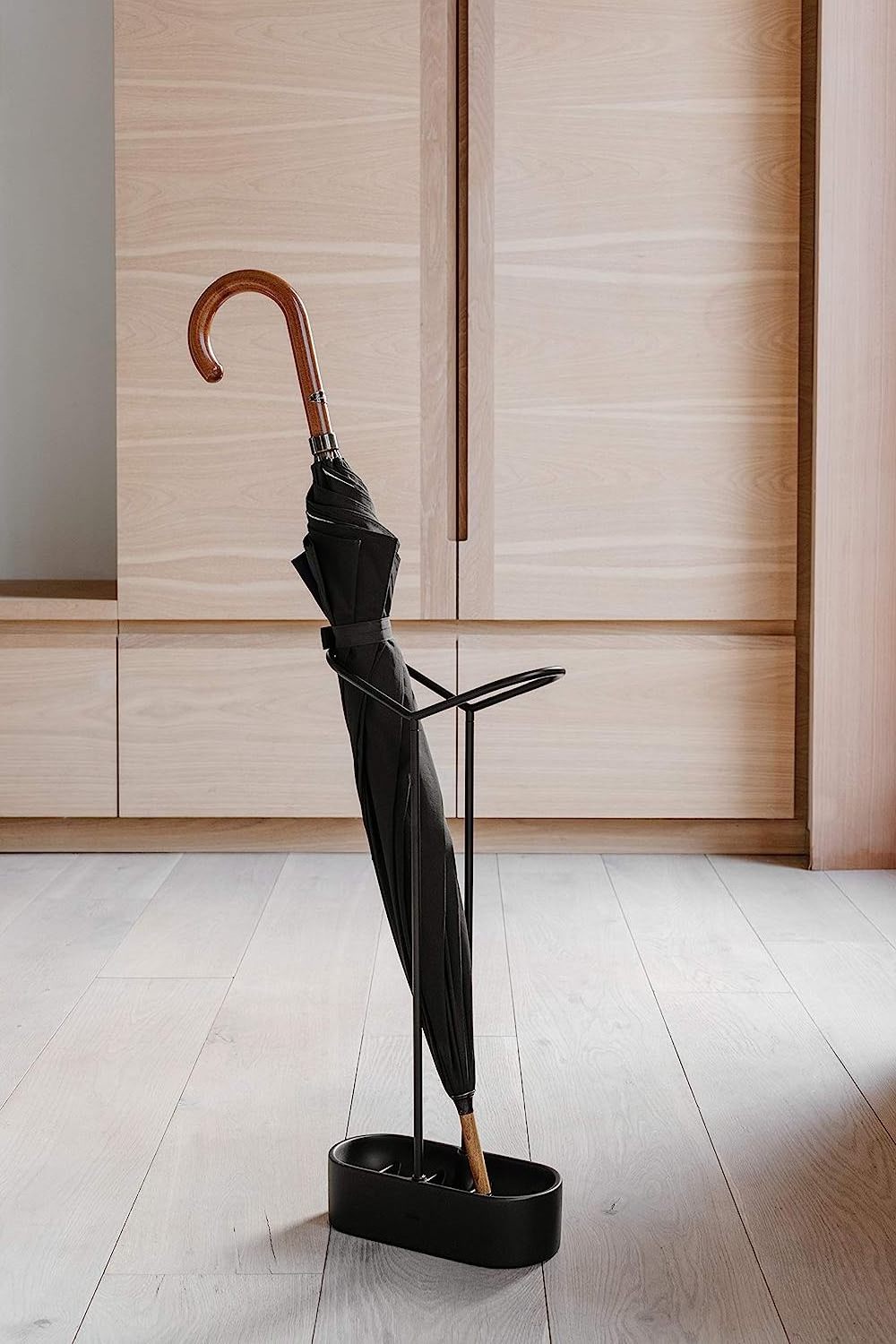 Modern Style Metal Umbrella Stand For Home Decor Usage Stylish Umbrella Stand For Floor In cheap prices