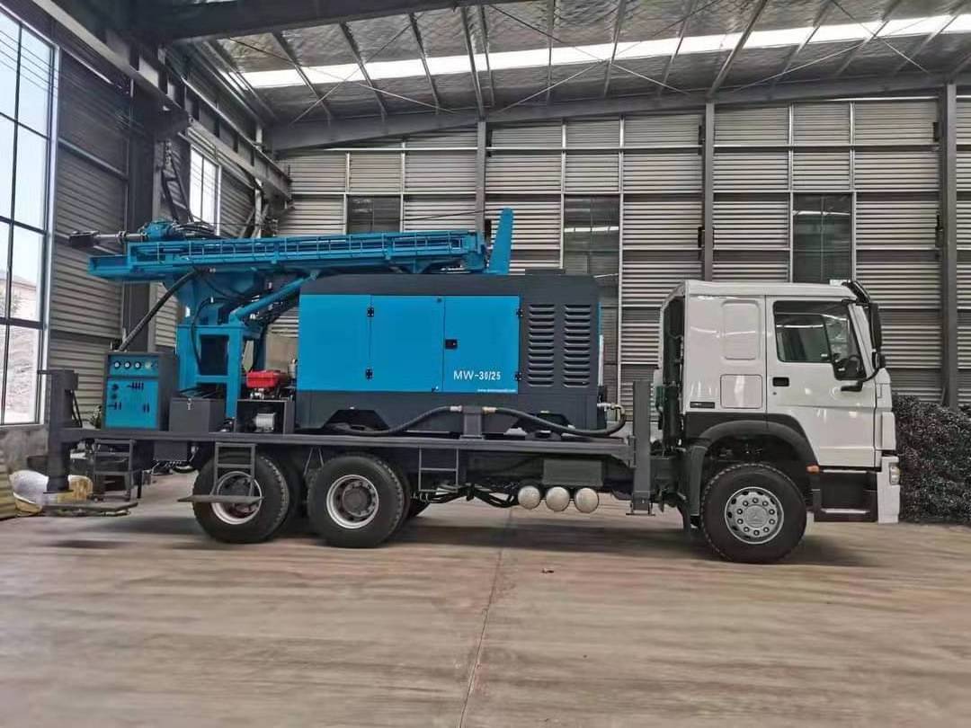 300m DTH Hydraulic Truck Mounted Water Well Drilling Rig with Air Compressor