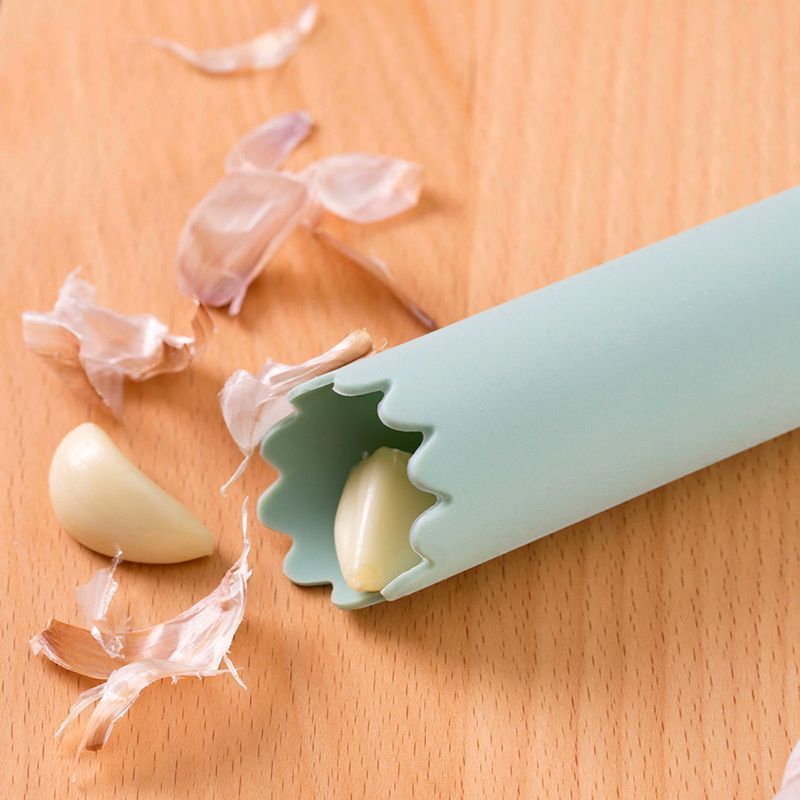 Easy Roll Tube Useful Garlic Odorfree Kitchen Tool silicone garlic Peeler