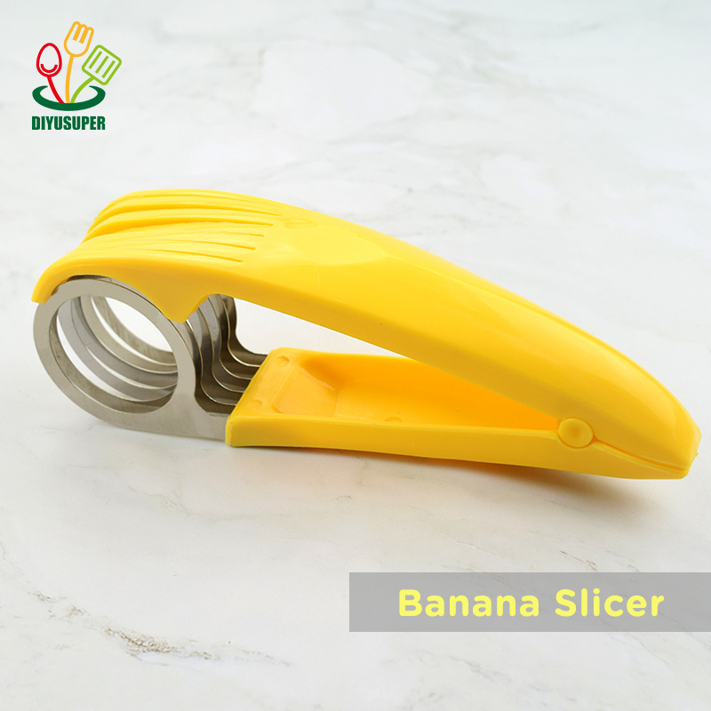 Wholesale kitchen tool Handheld kitchen fruit slicer portable banana slicer