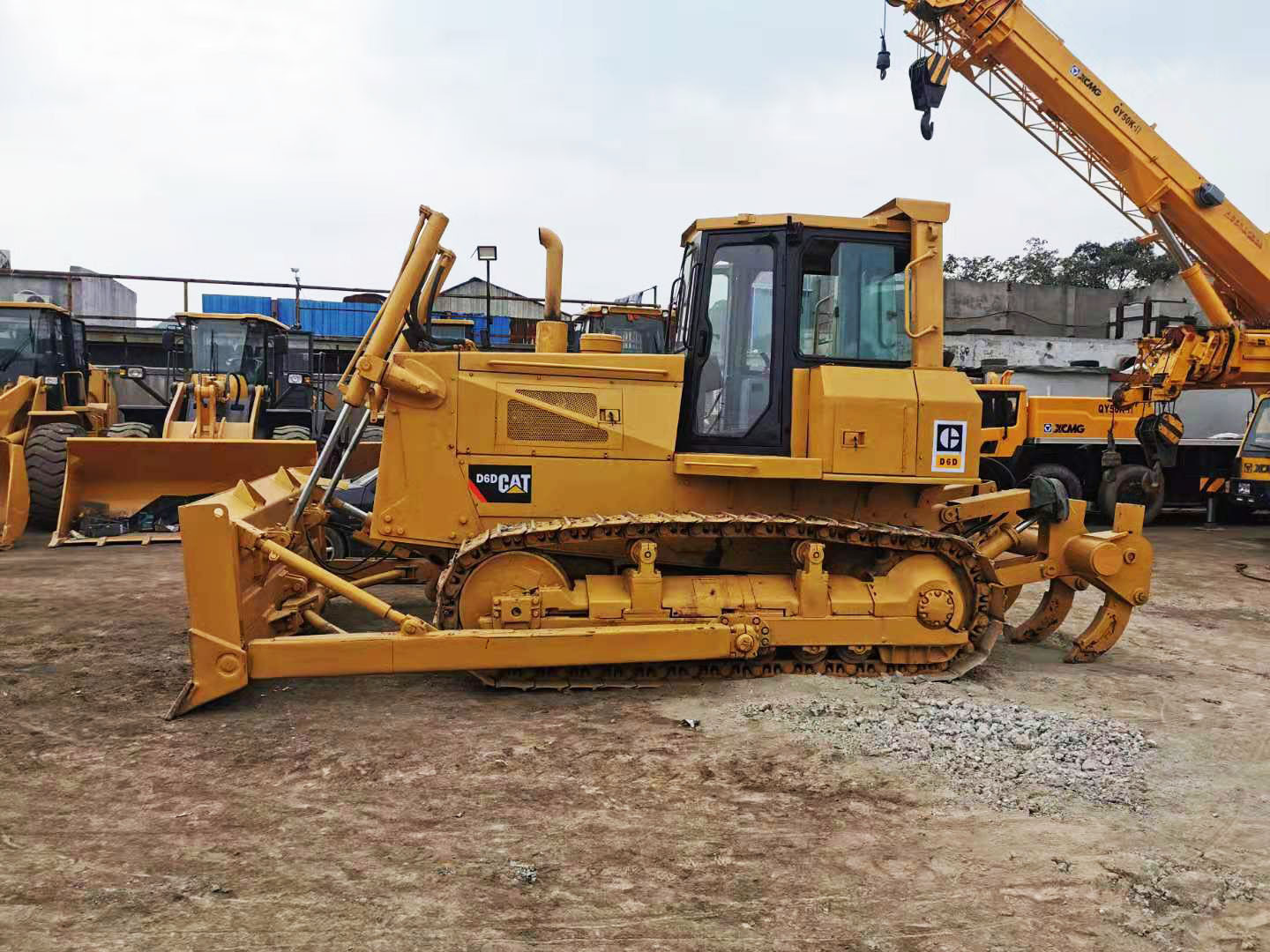 Bulldozer Japan Bulldozer used Cat D6D Cheap Bulldozer Second Hand Dozers D6D D6H D7G D7H For Sale