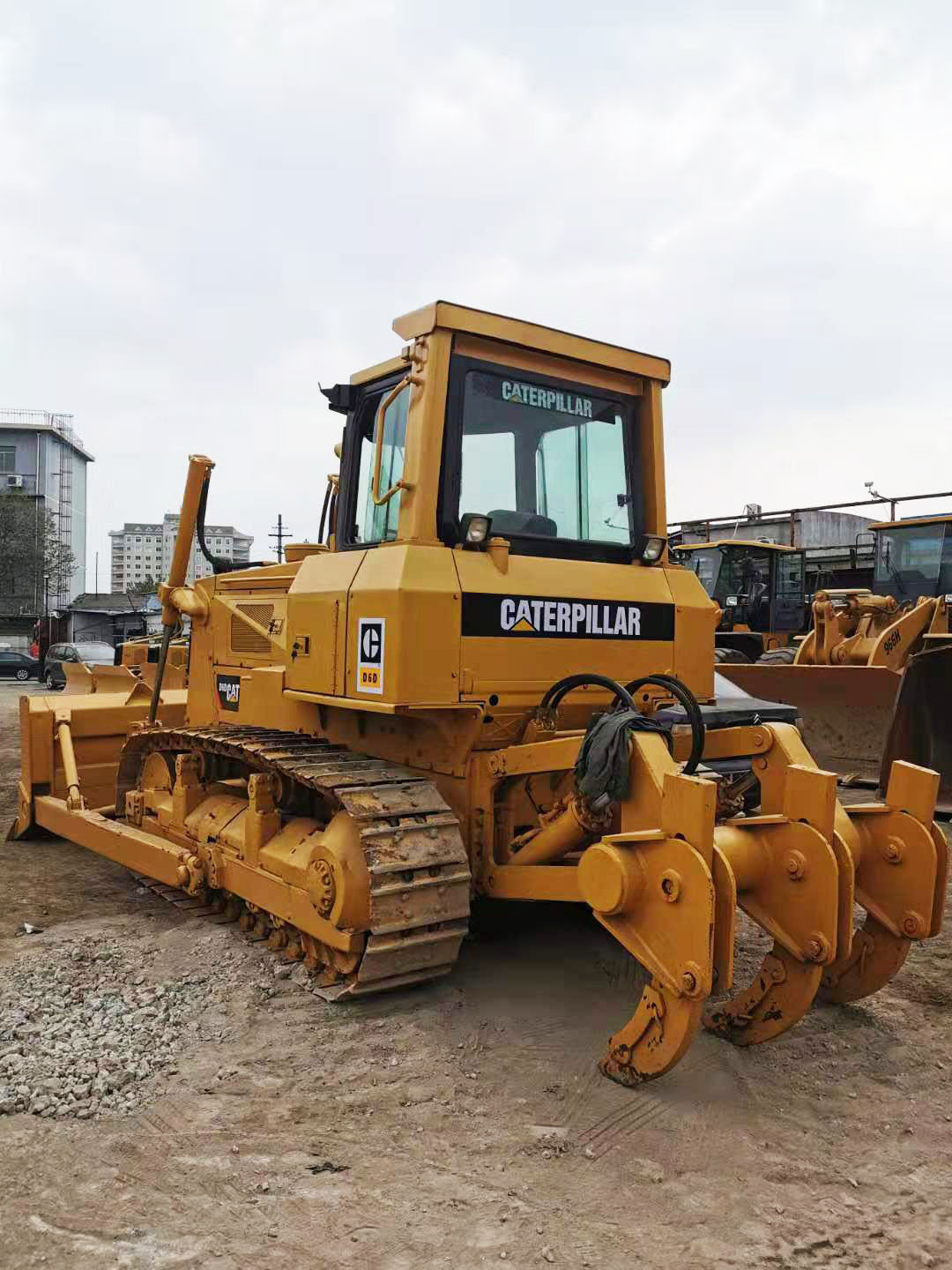 Bulldozer Japan Bulldozer used Cat D6D Cheap Bulldozer Second Hand Dozers D6D D6H D7G D7H For Sale