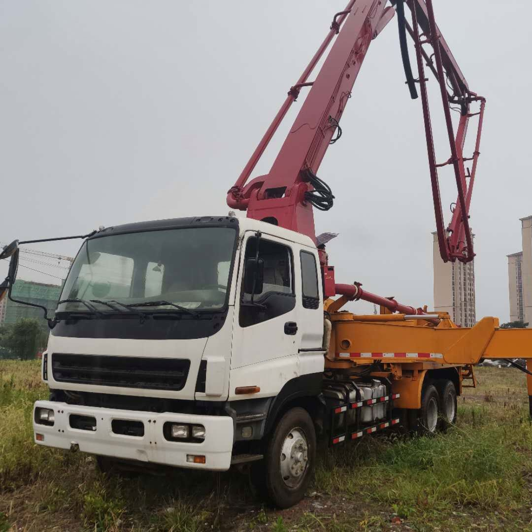 Used 37m pump truck second hand concrete pump truck 37m 52m made in China for sale