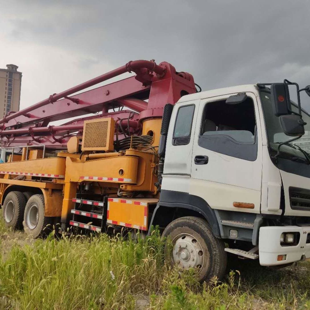 Used 37m pump truck second hand concrete pump truck 37m 52m made in China for sale