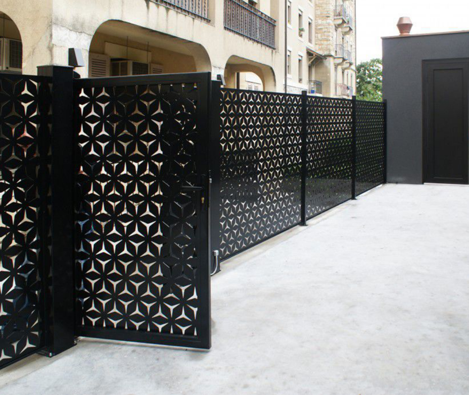 Composite Residential Decorative Metal Screen Trellis Gates No Dig Vinyl Privacy Garden Aluminum Fence Panels Fencing