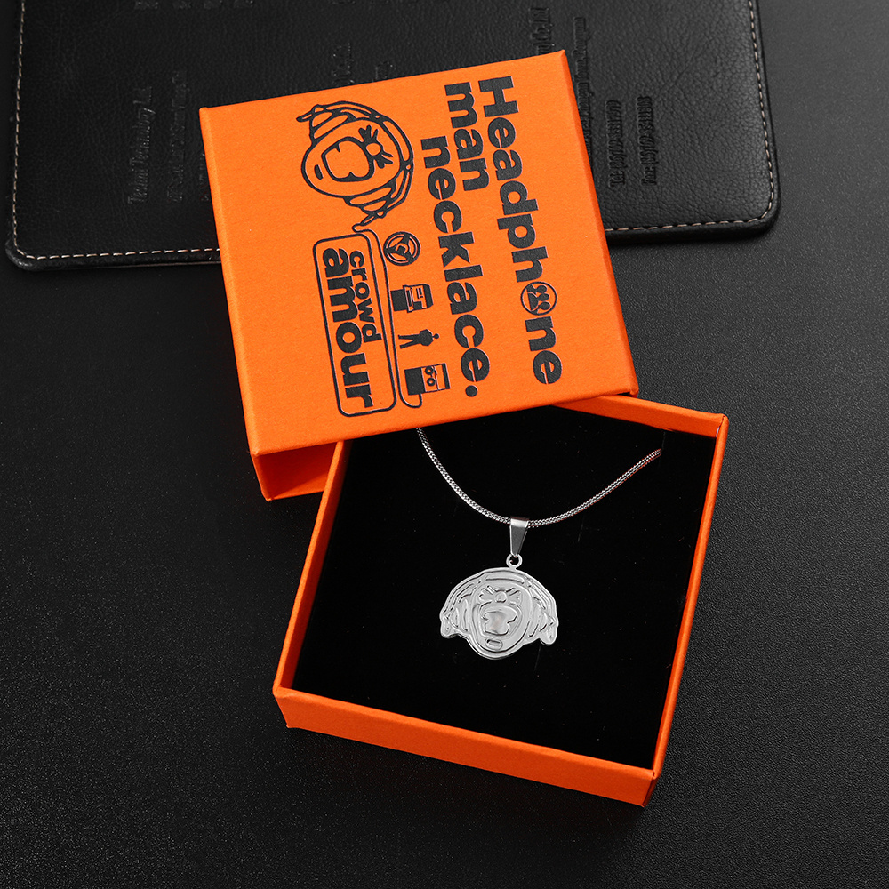 Hesank Factory sells custom stainless steel and zinc alloy metal logo silver souvenir pendant necklaces and necklace boxes