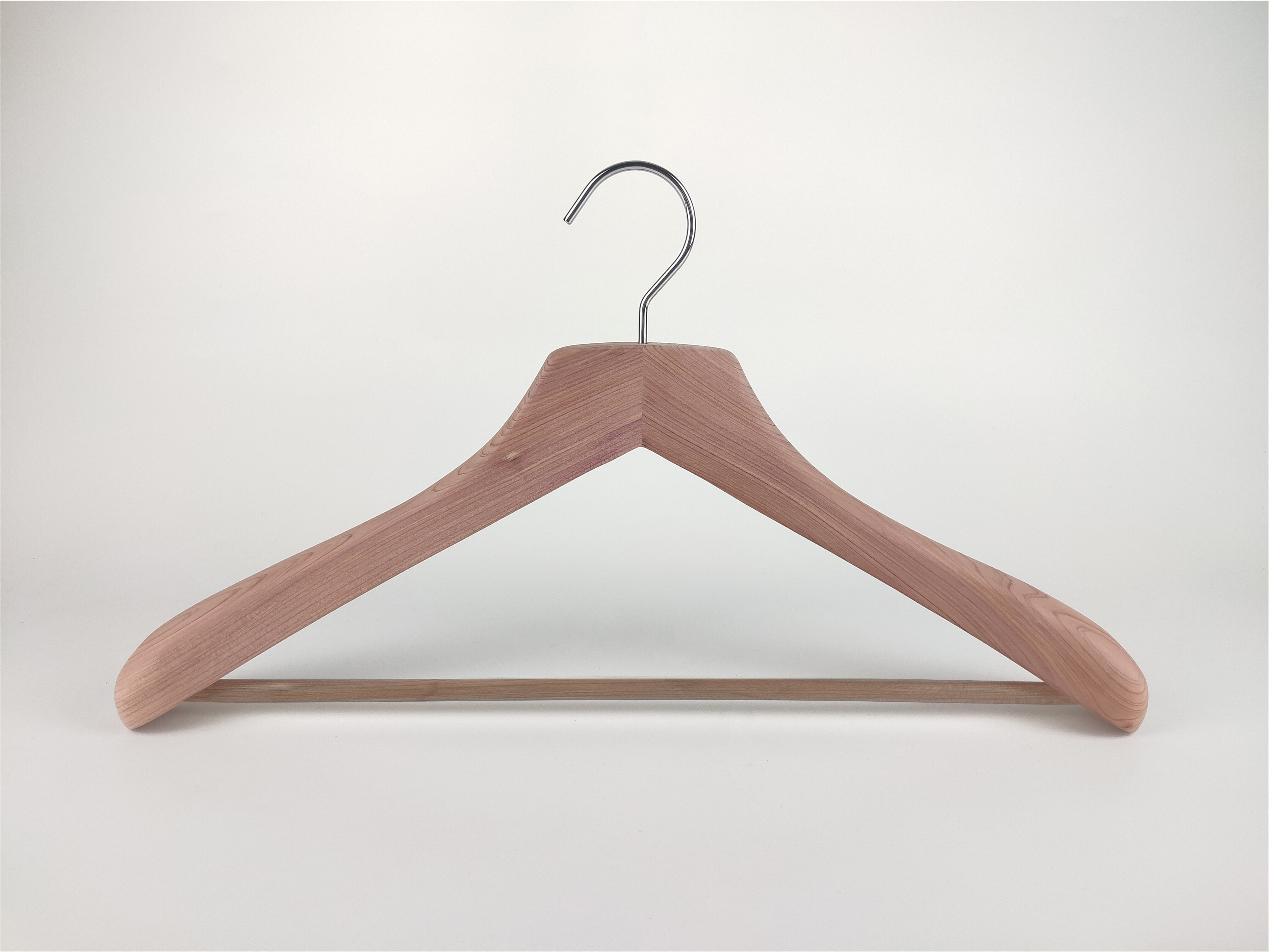 natural color cedar wood coat hanger with round bar