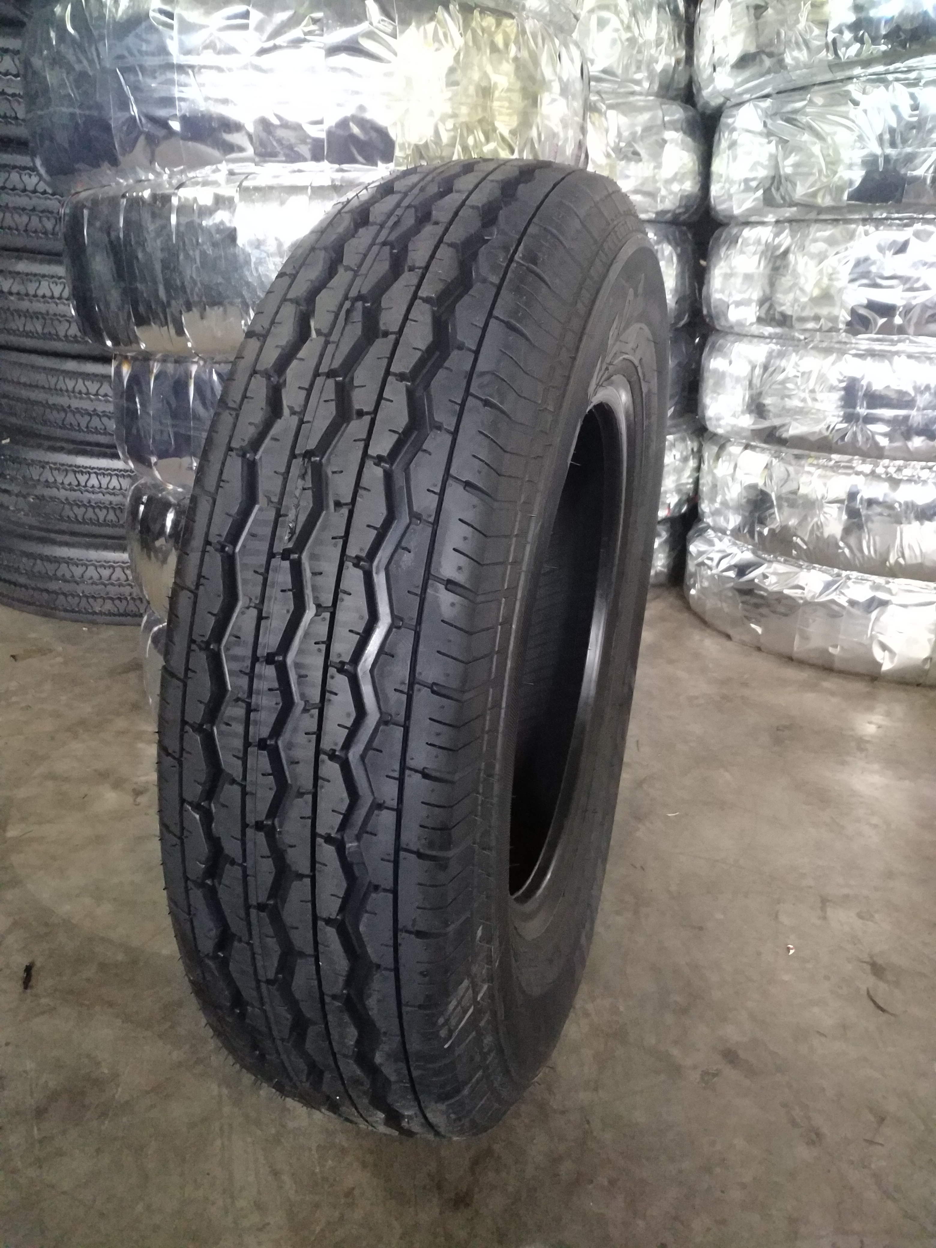 LONGWAY brand light truck tyre 185R14C 195R14C 185R15C 195R15C