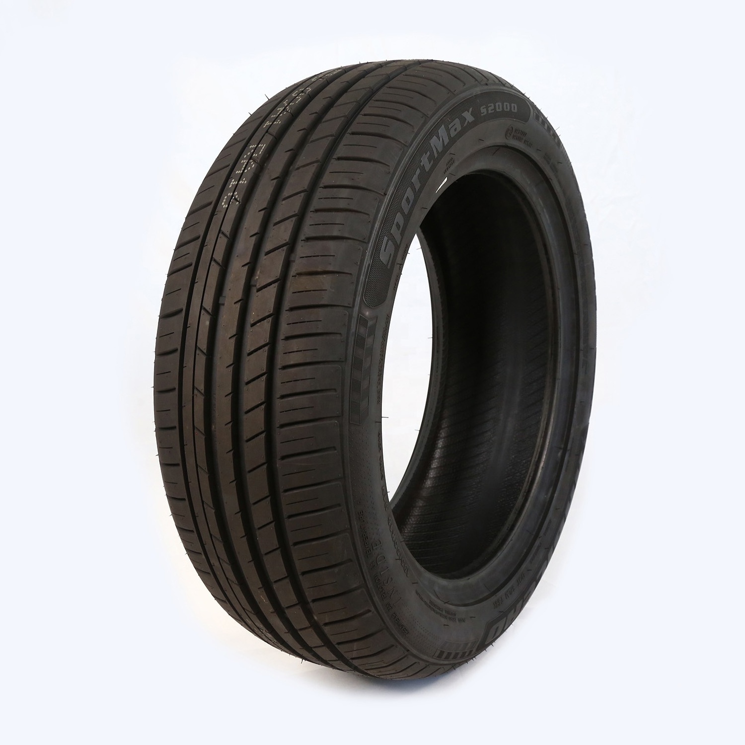 PCR 02  Passenger car 195/55R15,185/60R15,205/65R15 Good quality car tyre